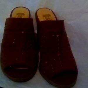 New open toes high heels sandals. Brown Swede. Size 7. Follow Poshmark payment.